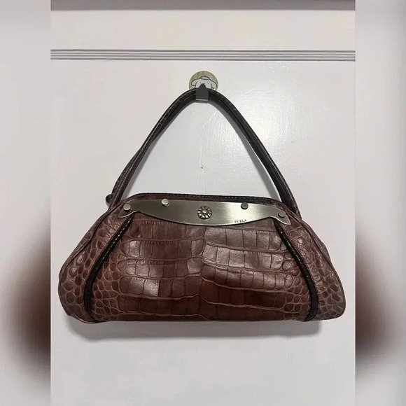 90s Y2k Furla small crocodile brown shoulder bag TRENDING LIKE NEW - Picture 1 of 5